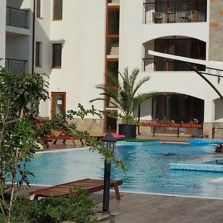 Sanisidro - Sea Club * Burgas